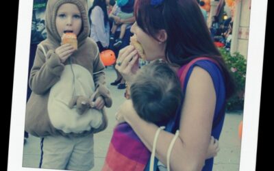 Cupcakes and Babywearing
