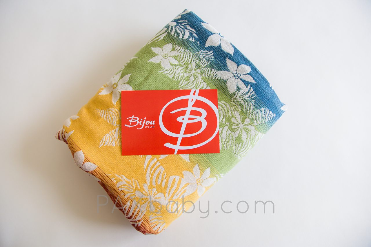 PAXbaby_Bijou_Wear_LLC_Macaw_woven_wrap_baby_carrier_babywearing_13__01925