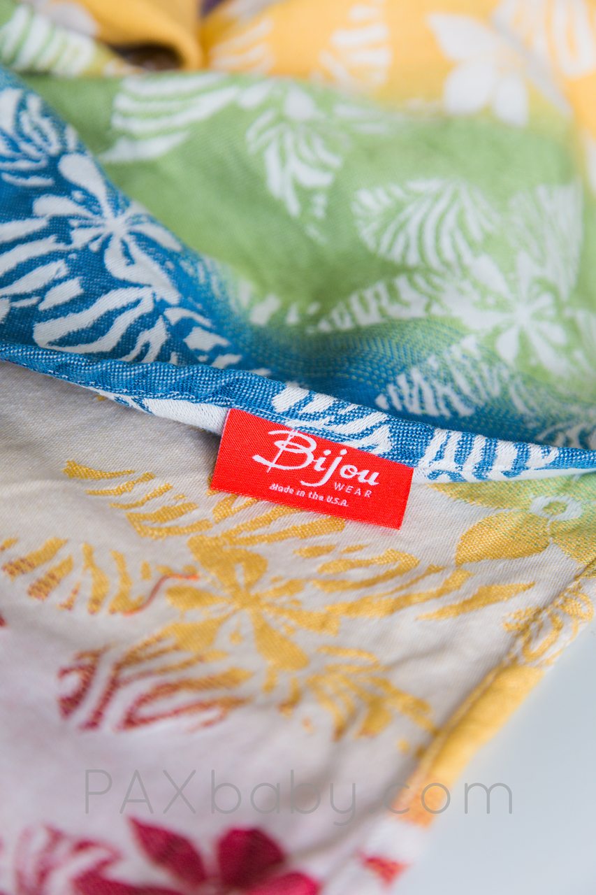 PAXbaby_Bijou_Wear_LLC_Macaw_woven_wrap_baby_carrier_babywearing_9__03070