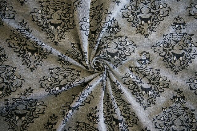 PAXbaby_Natibaby_Exclusive_999_Happy_Haunts_gracey_woven_wrap_baby_carrier_babywearing_5__50071