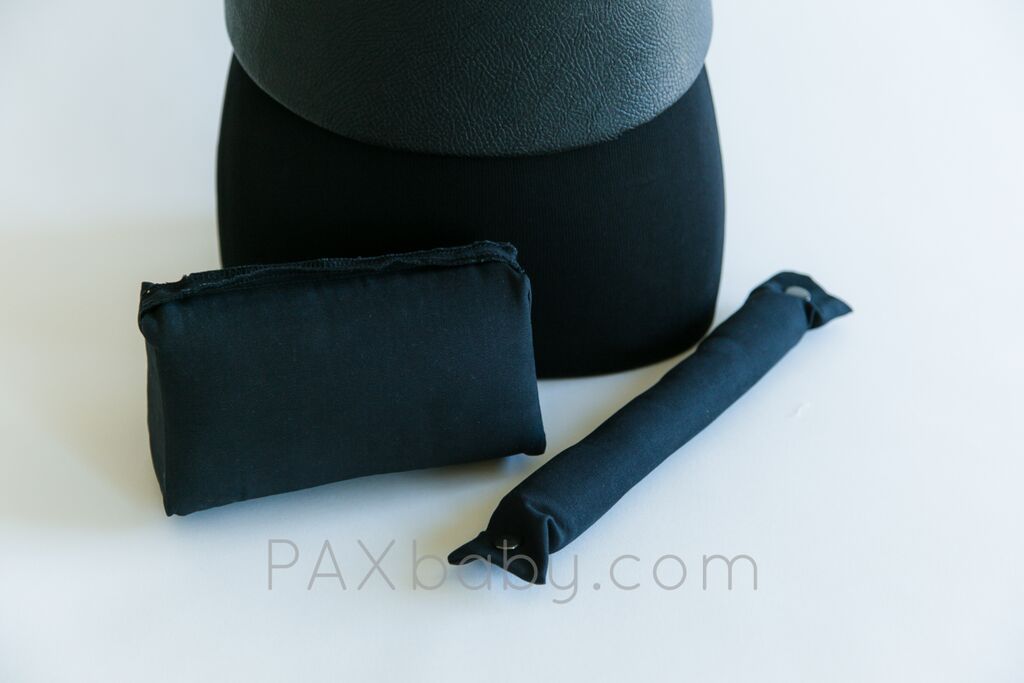 PAXbaby_PhysioCarrier_Je_Porte_Mon_Bebe_Accessories_Booster_and_Neck_Pillow_Black_baby_carrier_soft_structued_carrier_babywearing_2__05027