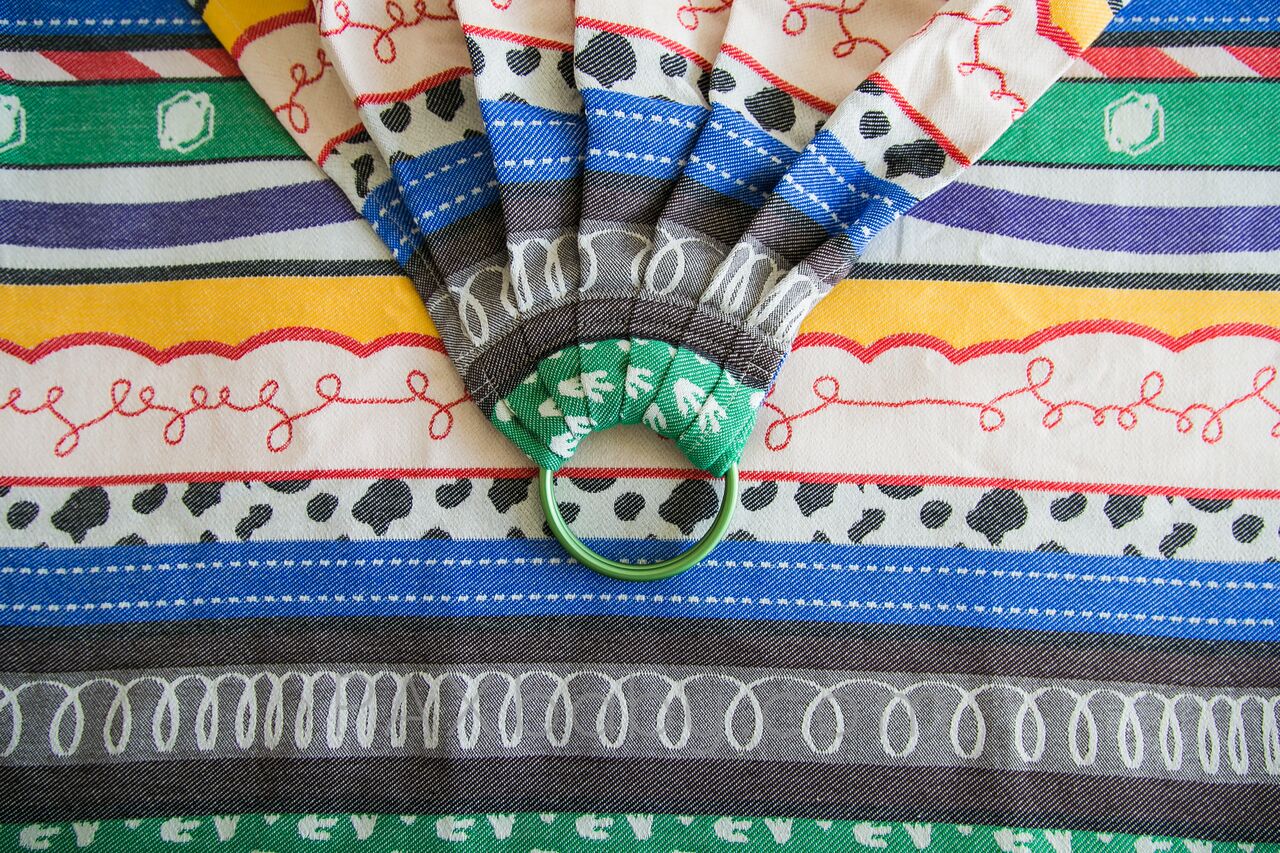 PAXbaby_Sleeping_Baby_Productions_SBP_Ready_Made_wrap_conversion_ring_sling_RMWCRS_Natibaby_EXCLUSIVE_Youve_Got_a_Friend_SBP_Shoulder_woven_wrap_baby_carrier_babywearing__15721